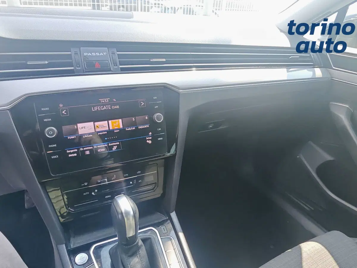 Volkswagen Passat Variant usata a Torino (12)