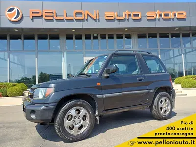 Mitsubishi Pajero 1.8 16V GDI 3 porte Comfort del 2000 usata a Modena
