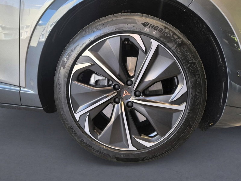 Cupra Tavascan nuova a Udine (7)