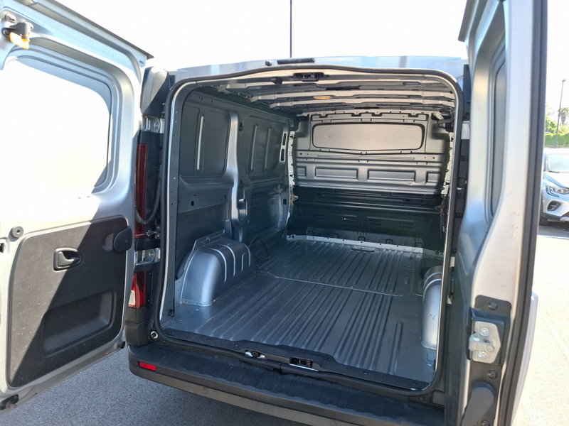 Renault Trafic Furgone usata a Latina (10)
