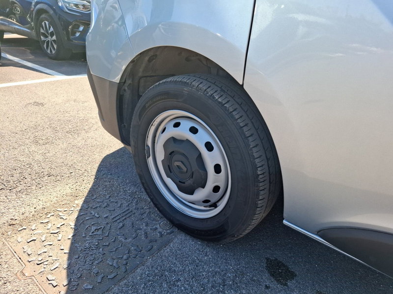 Renault Trafic Furgone usata a Latina (11)