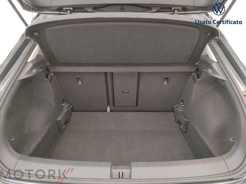 Volkswagen T-Roc usata a Varese (9)