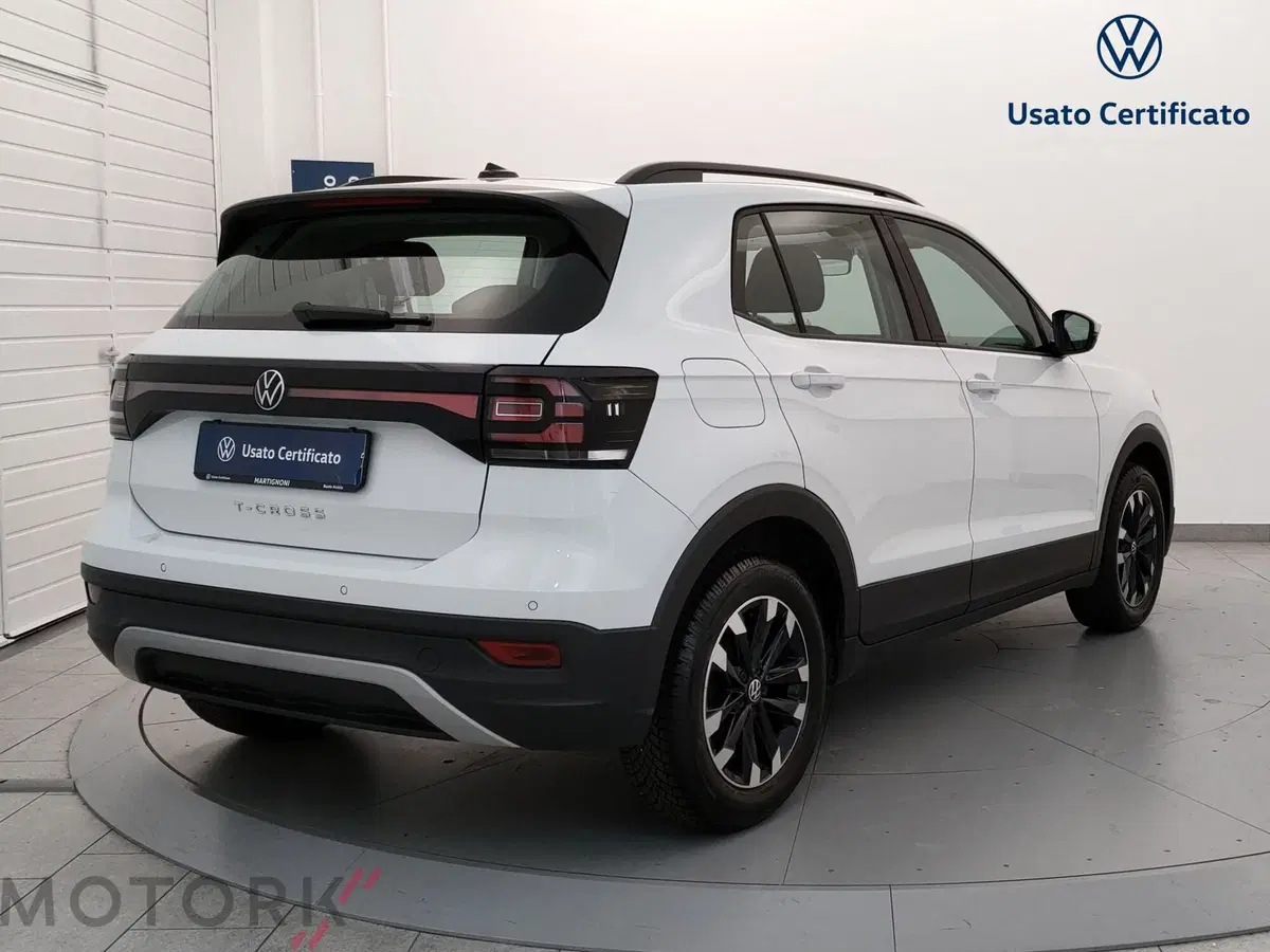 Volkswagen T-Cross usata a Varese (5)