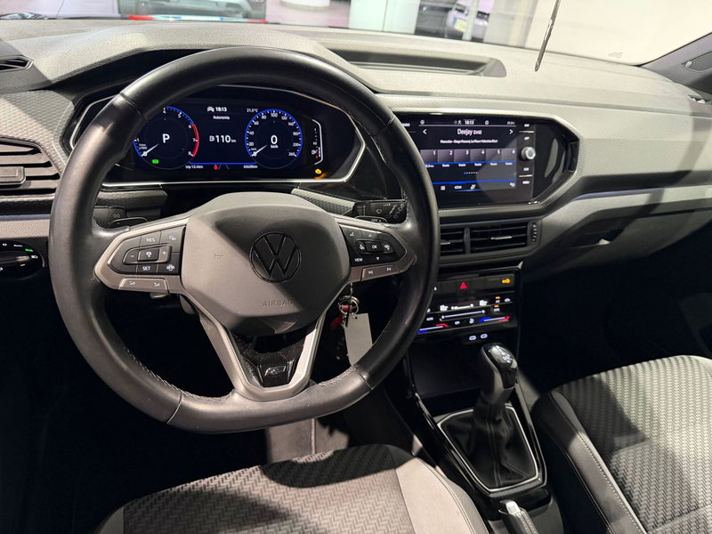 Volkswagen T-Cross usata a Genova (12)