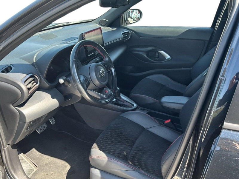 Toyota Yaris Cross usata a Massa-Carrara (10)