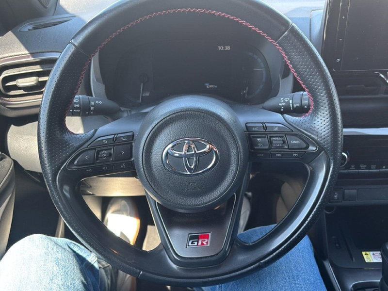 Toyota Yaris Cross usata a Massa-Carrara (12)