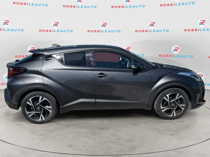 Toyota Toyota C-HR usata a Massa-Carrara (7)