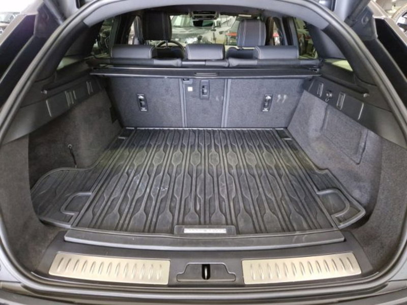 Land Rover Range Rover Velar usata a Livorno (19)