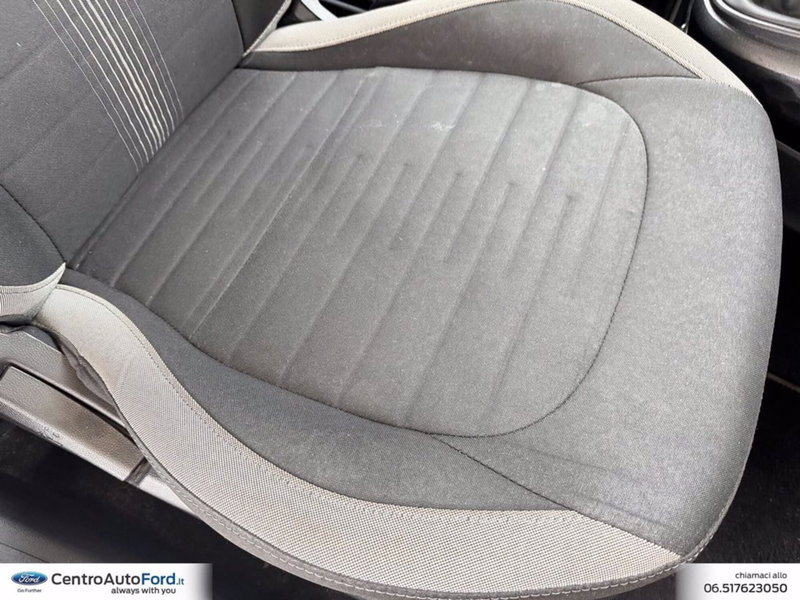 Hyundai i10 usata a Roma (8)