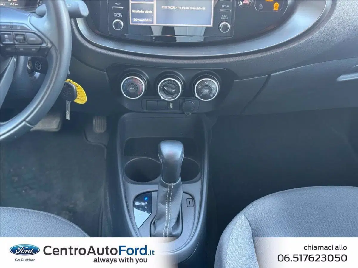 Toyota Aygo X usata a Roma (16)
