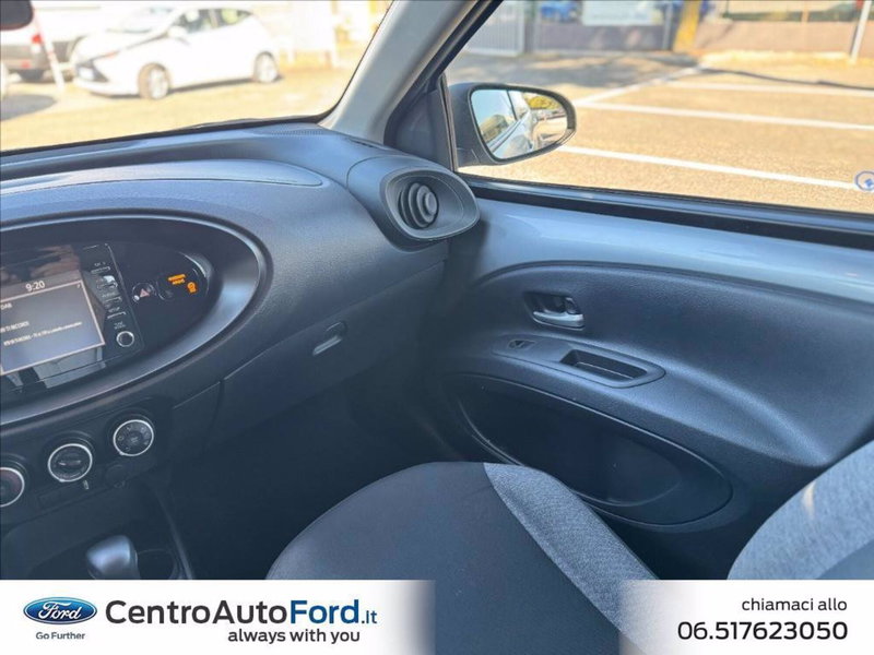 Toyota Aygo X usata a Roma (18)