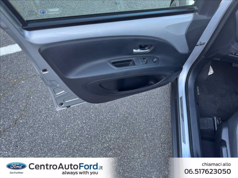 Toyota Aygo X usata a Roma (9)