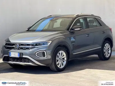 Volkswagen T-Roc 1.0 tsi Style 115cv del 2025 usata a Albano Laziale