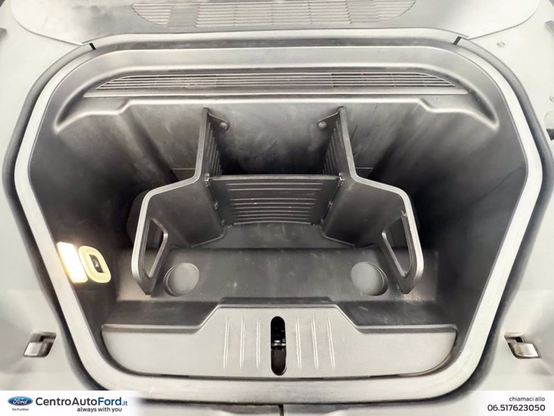 Ford Mustang Mach-E usata a Roma (13)