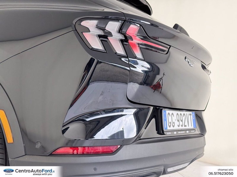 Ford Mustang Mach-E usata a Roma (18)