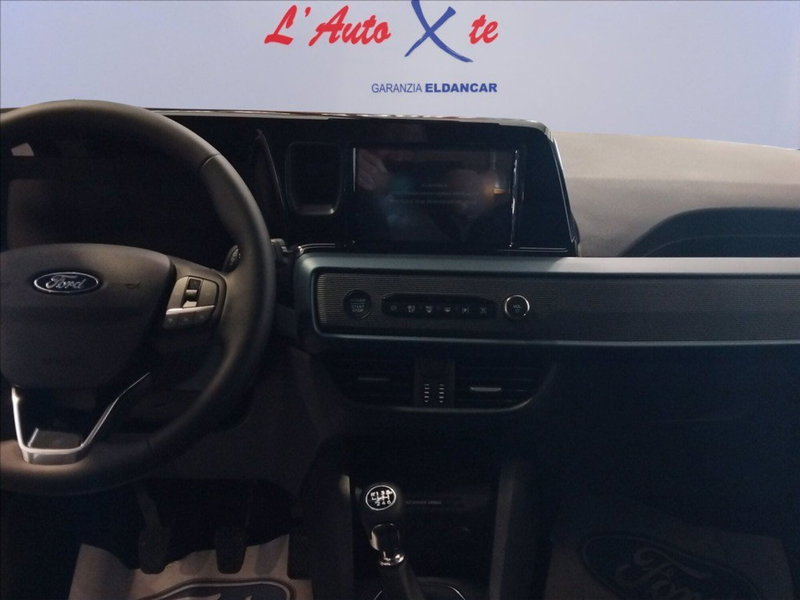 Ford Tourneo Courier nuova a Milano (14)