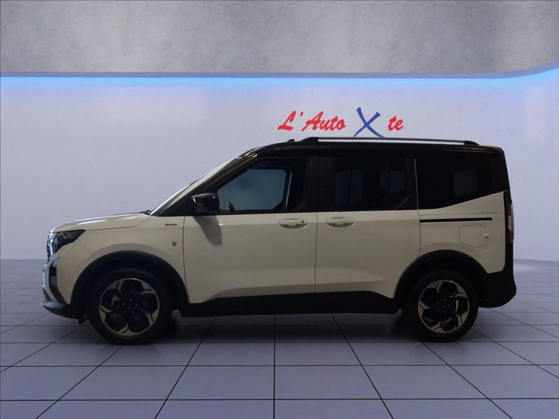 Ford Tourneo Courier nuova a Milano (7)