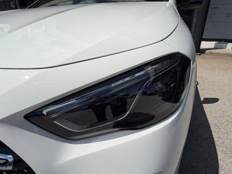 Mercedes-Benz GLA SUV nuova a Potenza (19)