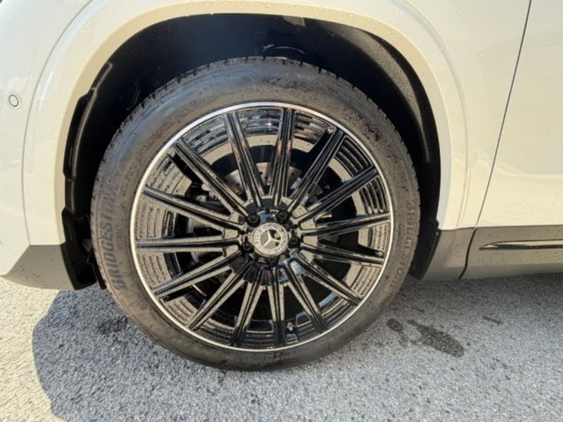 Mercedes-Benz GLA SUV nuova a Potenza (4)