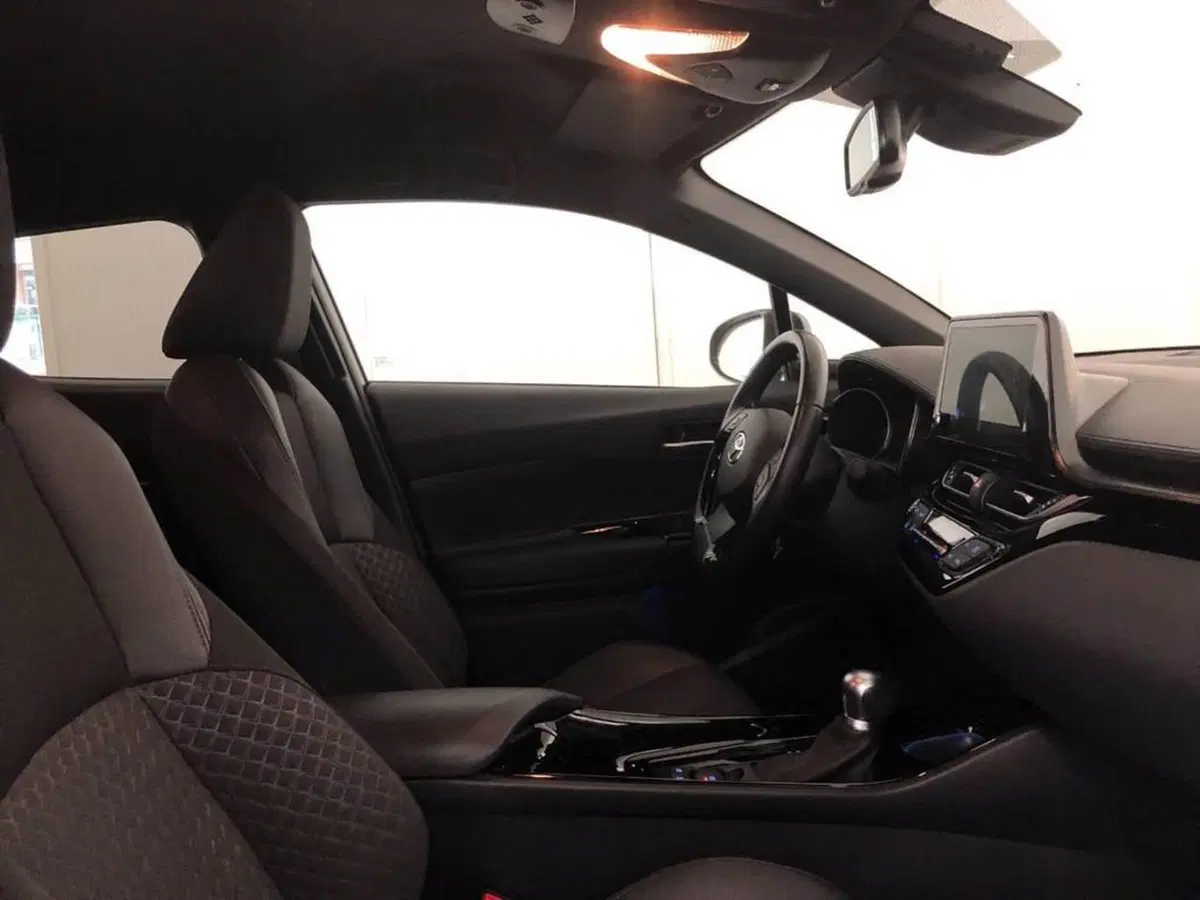 Toyota Toyota C-HR usata a Torino (12)