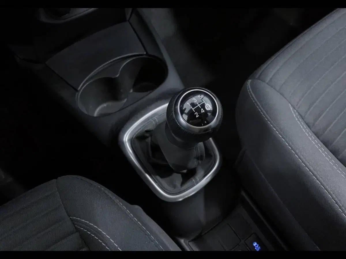 Toyota Yaris usata a Torino (7)
