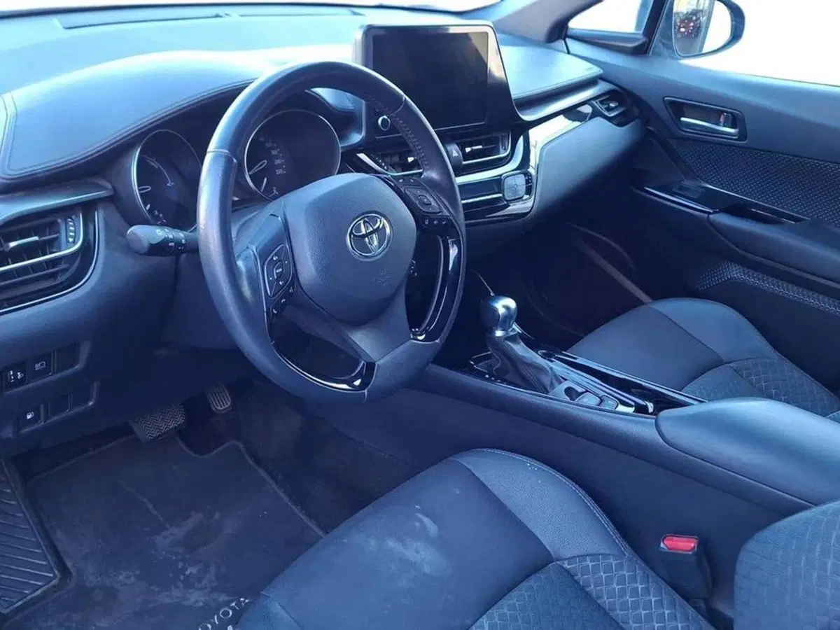 Toyota Toyota C-HR usata a Torino (13)