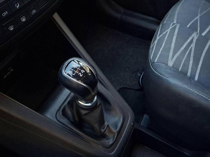 Kia Venga usata a Torino (10)