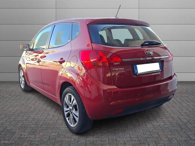 Kia Venga usata a Torino (2)