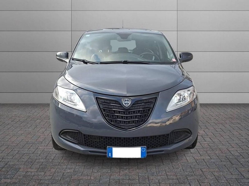 Lancia Ypsilon usata a Torino (3)