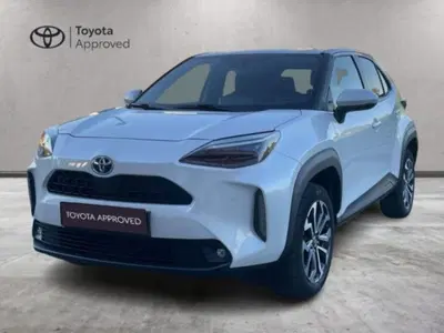 Toyota Yaris Cross 1.5 Hybrid 5p. E-CVT AWD-i Trend del 2022 usata a Albano Vercellese