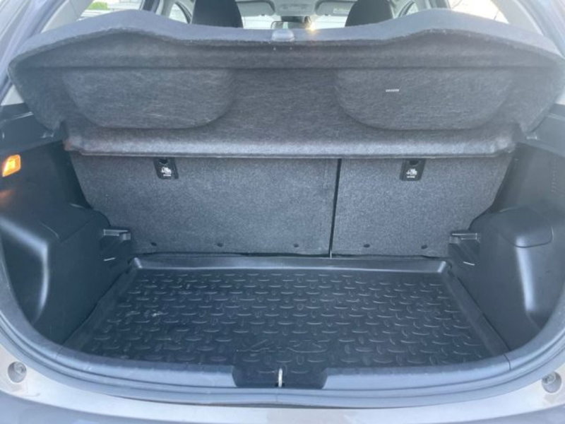 Toyota Yaris usata a Vercelli (6)