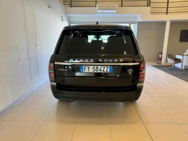Land Rover Range Rover usata a Lucca (3)
