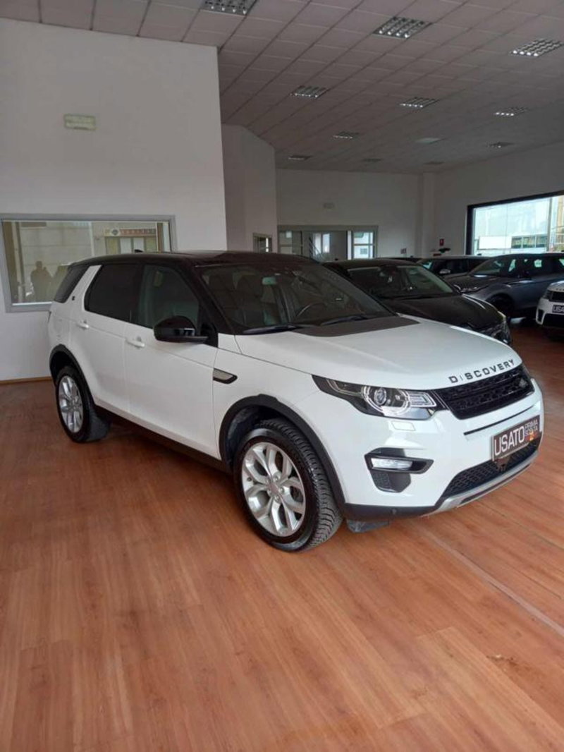 Land Rover Discovery Sport usata a Lucca (3)
