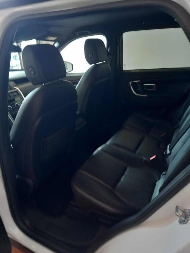 Land Rover Discovery Sport usata a Lucca (6)
