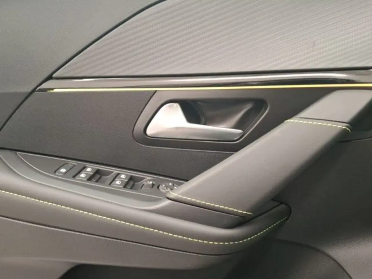 Peugeot 208 nuova a Ancona (13)
