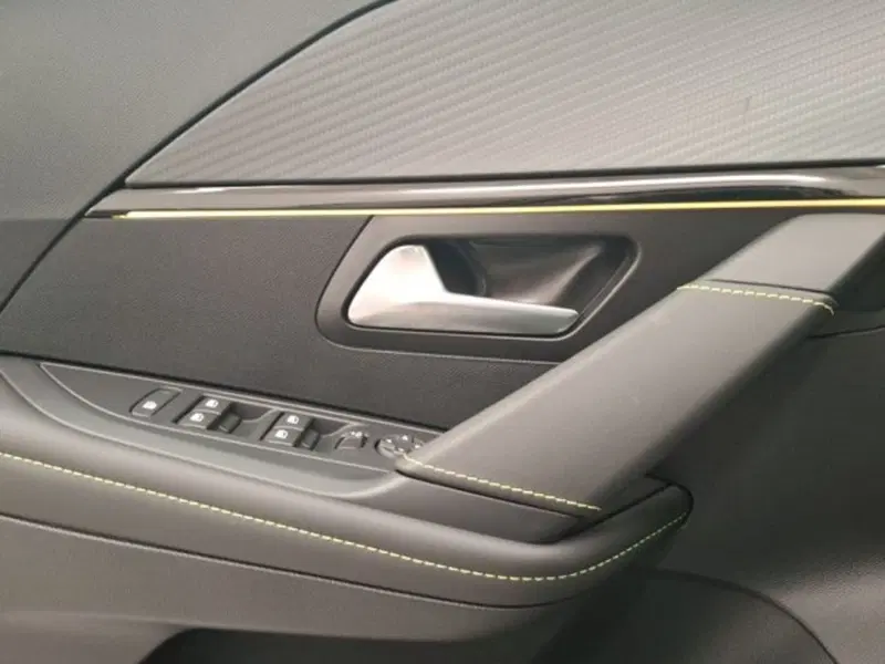 Peugeot 208 nuova a Ancona (13)