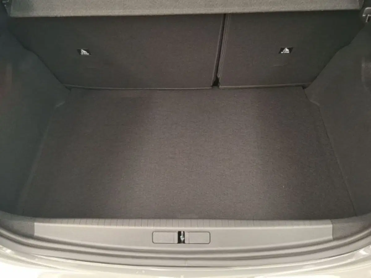 Peugeot 208 nuova a Ancona (7)