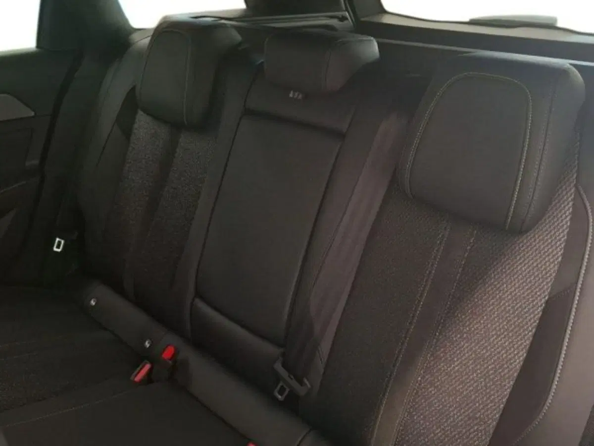 Peugeot 308 SW nuova a Ancona (14)