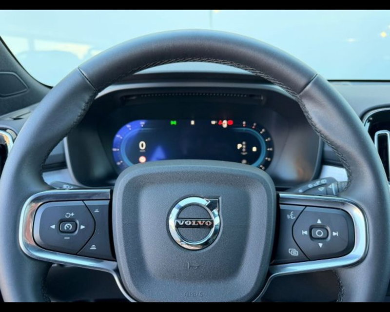 Volvo XC40 usata a Treviso (10)