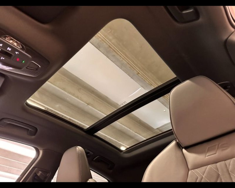 Audi Q5 Sportback nuova a Treviso (11)