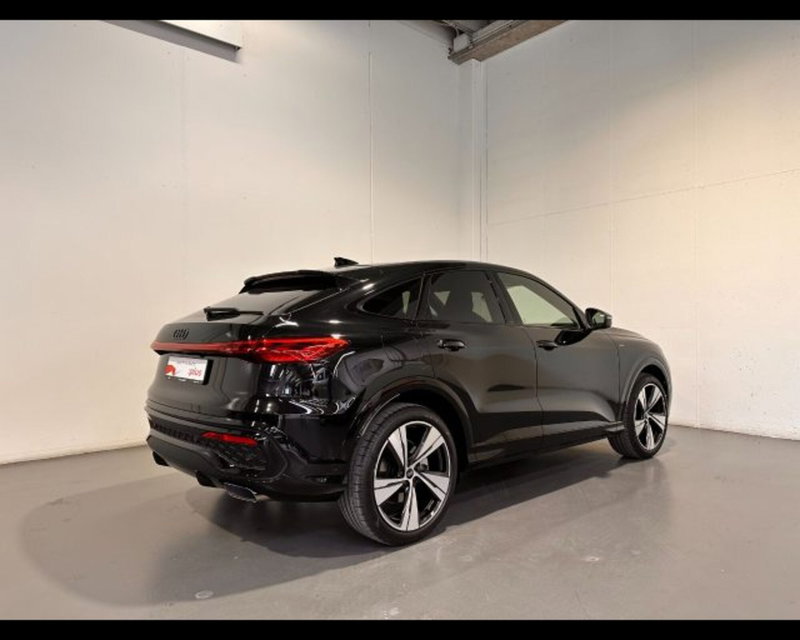 Audi Q5 Sportback nuova a Treviso (2)