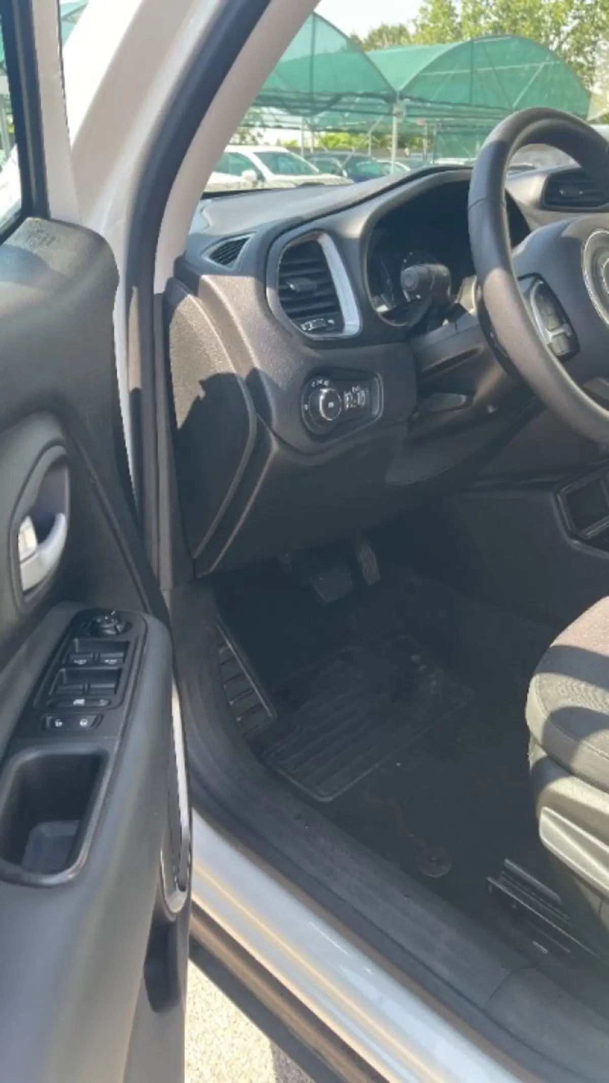 Jeep Renegade usata a Novara (10)