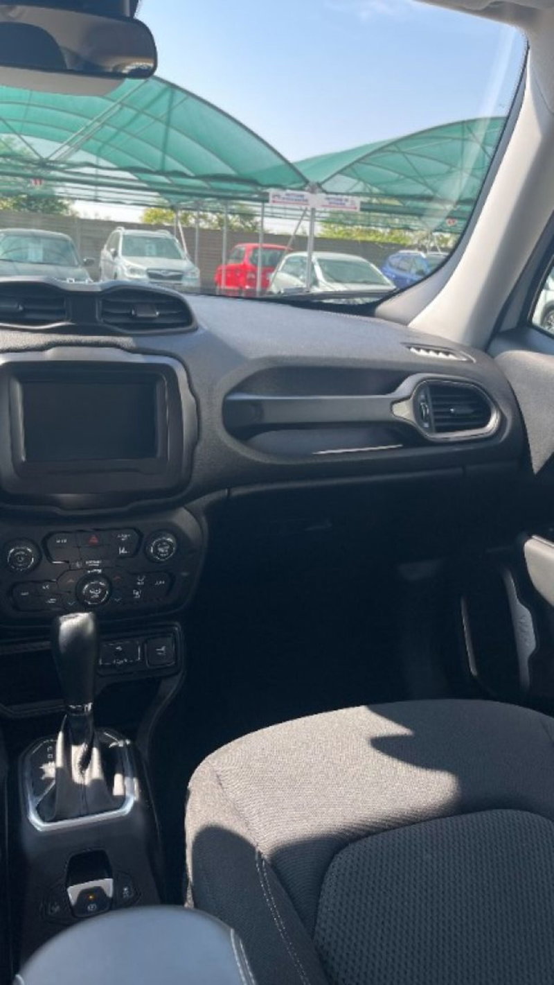 Jeep Renegade usata a Novara (14)