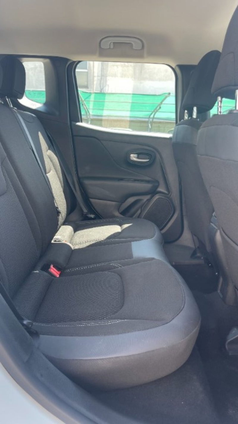 Jeep Renegade usata a Novara (17)