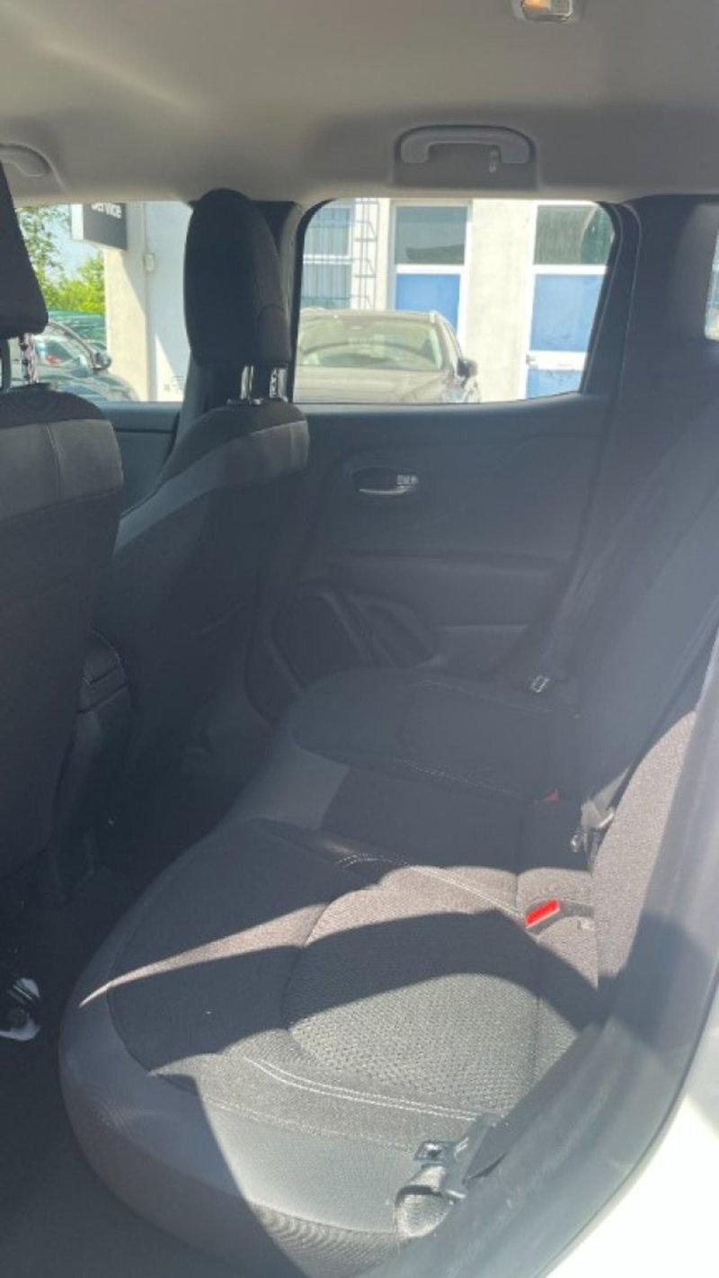 Jeep Renegade usata a Novara (18)