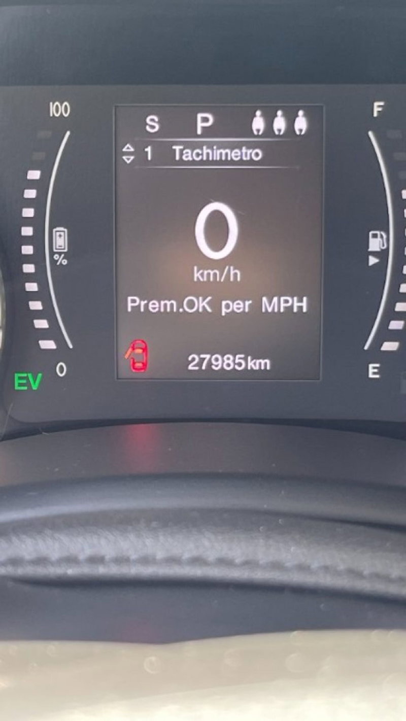 Jeep Renegade usata a Novara (19)