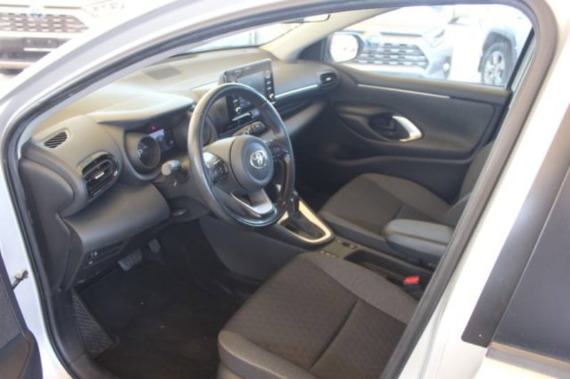 Toyota Yaris usata a Roma (12)