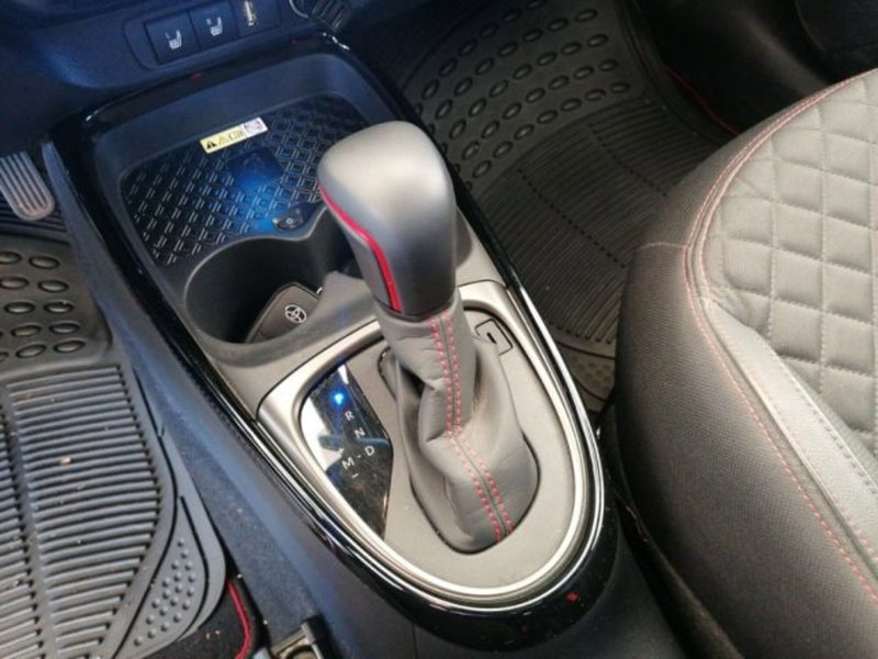 Toyota Aygo X usata a Roma (15)