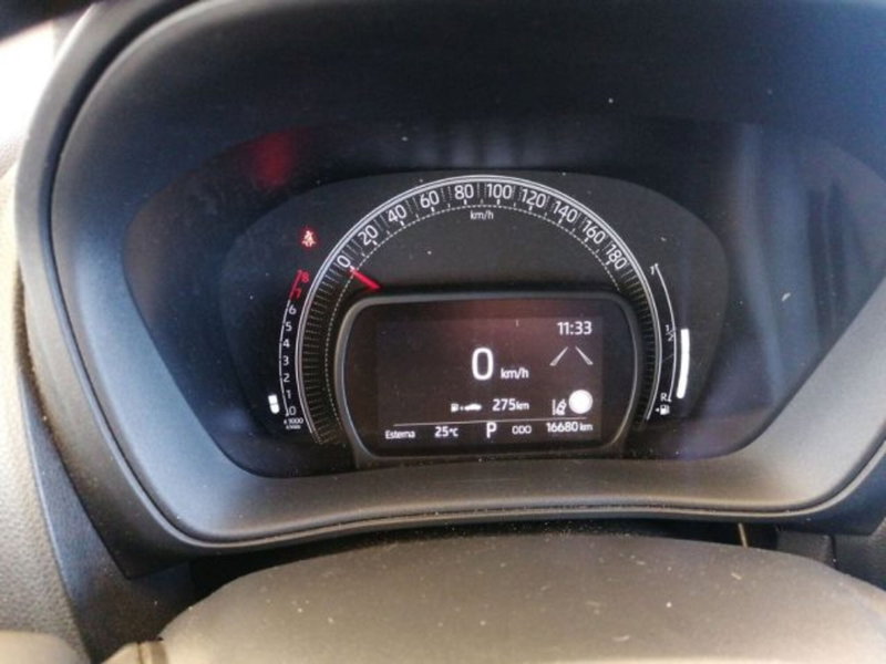 Toyota Aygo X usata a Roma (8)