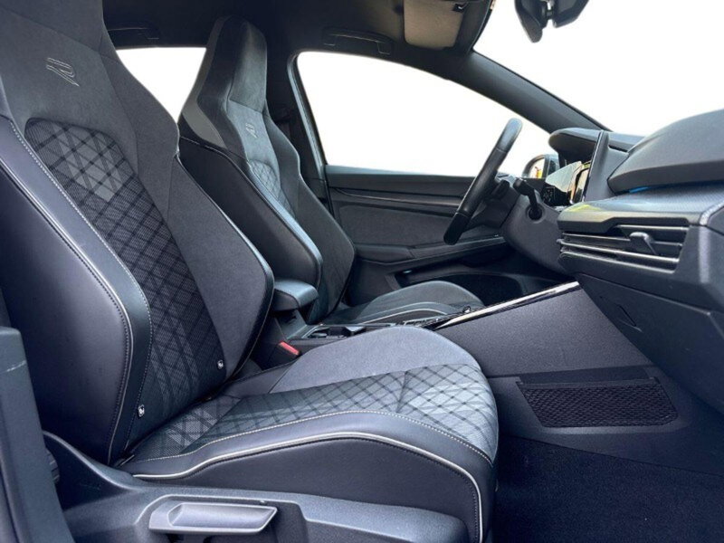 Volkswagen Golf usata a Lecco (11)